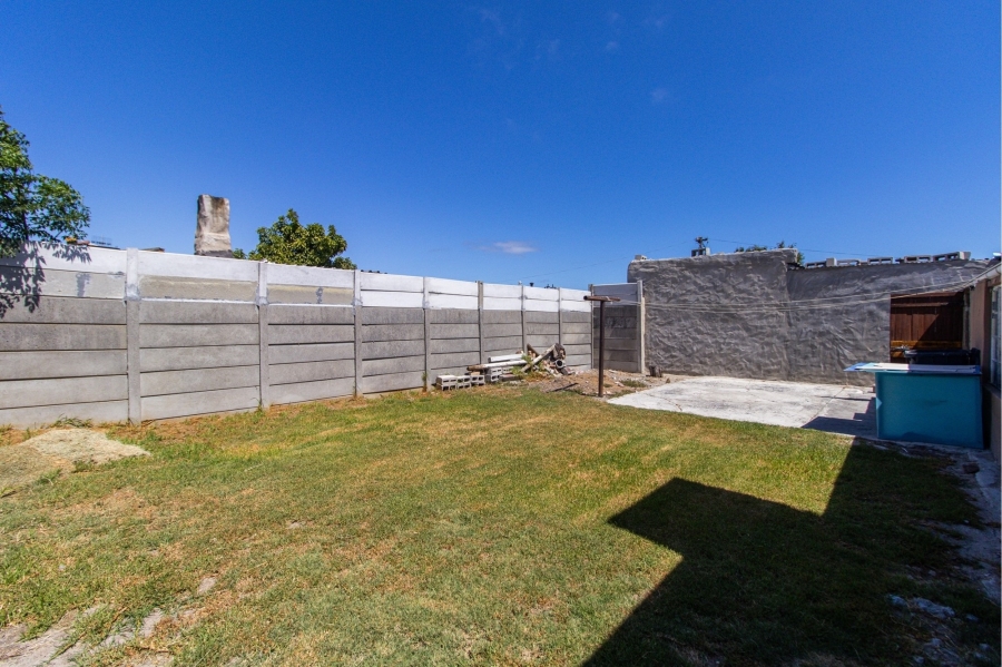 3 Bedroom Property for Sale in Deaconville Western Cape